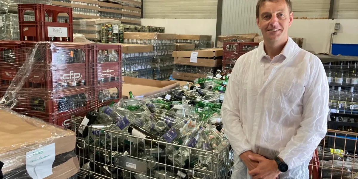 Revolutionary bottle-washing plant cuts carbon footprint of French wine